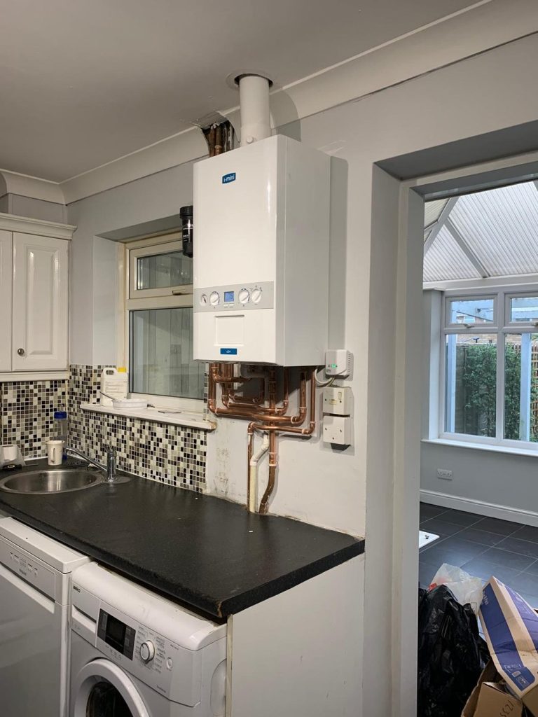 Ideal i-mini combi boiler with new copper pipework